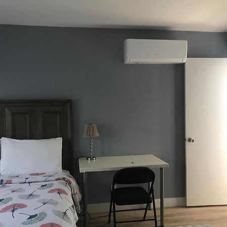 Room2 프리몬트 외부 사진