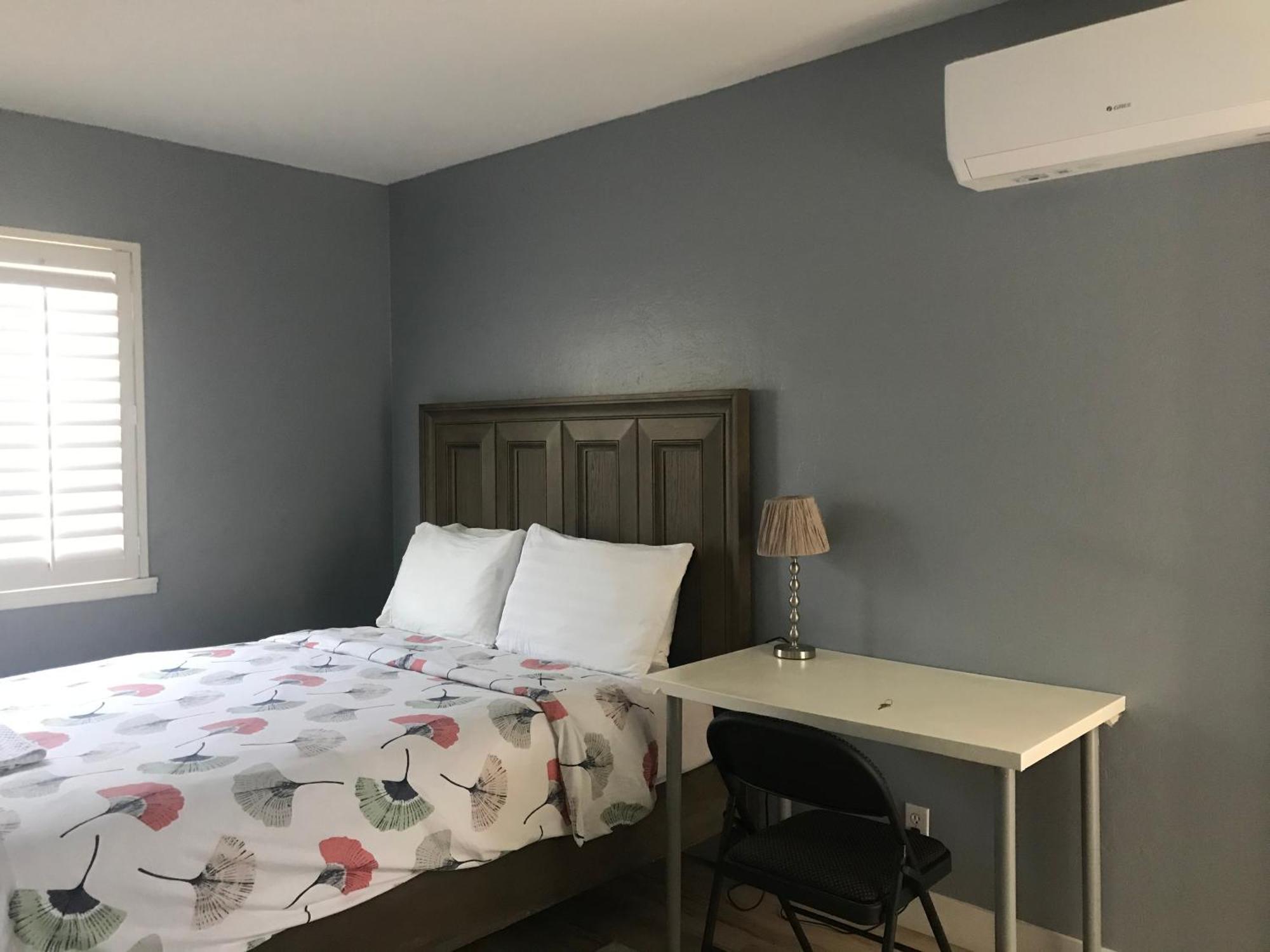 Room2 프리몬트 외부 사진